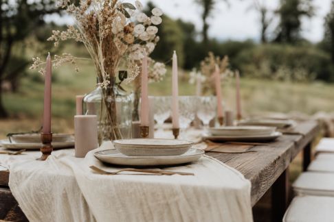 Mariage bohème : astuces pour une ambiance décontractée et stylée
