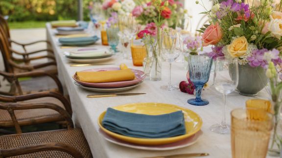 Mariage coloré : comment maîtriser les associations audacieuses sans fausse note