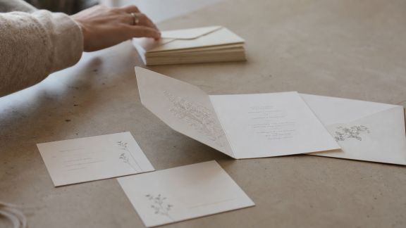 Gérer le retour des réponses à vos invitations facilement