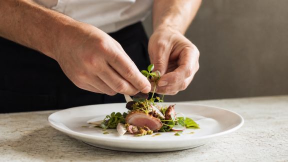 L’art de la présentation des plats : valoriser votre menu le jour J